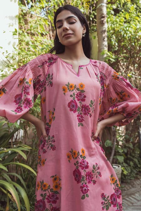 Raiman Pink Cotton Floral Round Pattern Kurta And Pant Set Online at Aza Fashions Raiman_Pink Cotton Floral Round Pattern Kurta And Pant Set _Online_at_Aza_Fashions