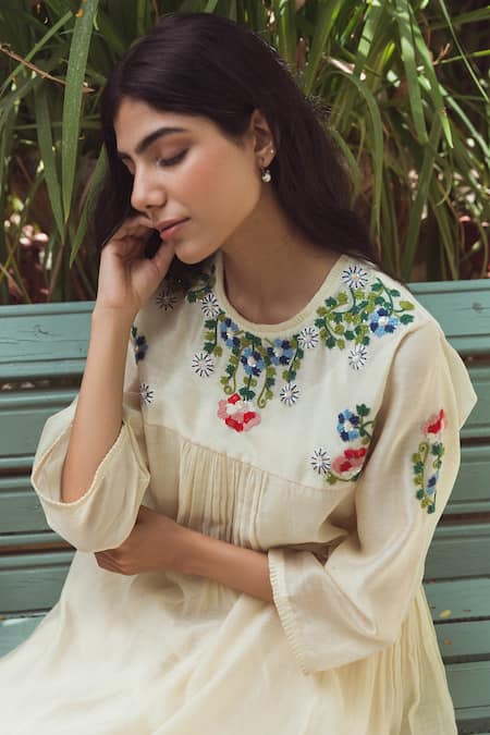 Buy_Raiman_Yellow Chanderi Embroidered Floral Round Gathered Kurta And Pant Set  _Online_at_Aza_Fashions