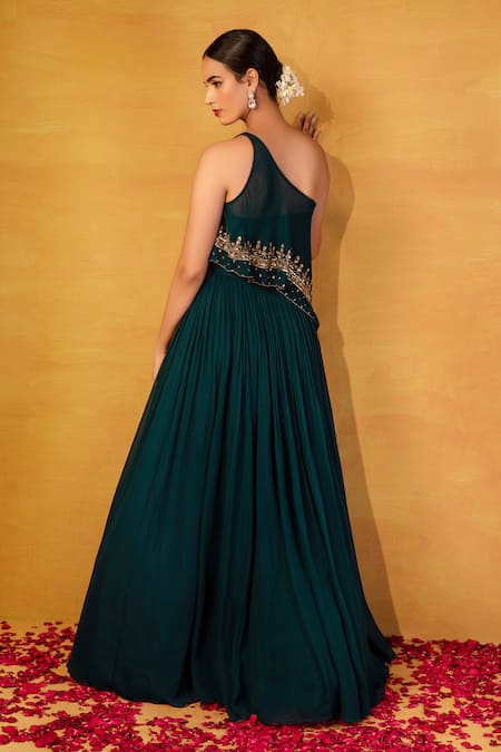 Esha Koul Embellished Cape & Lehenga Set 