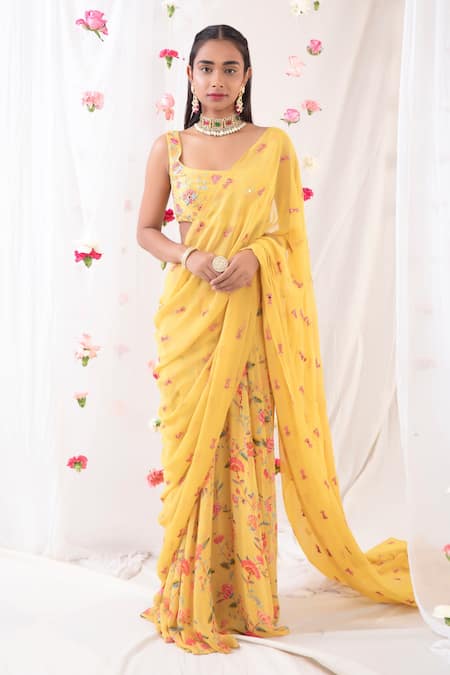 Esha Koul Embroidered Saree With Blouse 