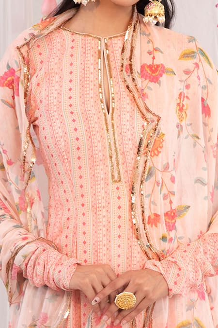 Buy_Esha Koul_Pink Gajji Satin, Semi Crepe Geometric Motifs Round Printed Straight Kurta Set_Online_at_Aza_Fashions