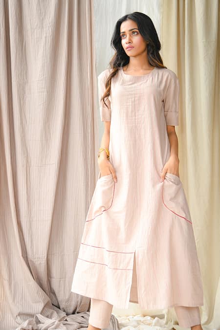 Vaani Beswal Beige Handwoven Cotton Plain Round Neck Ekaja Tunic And Pant Set 