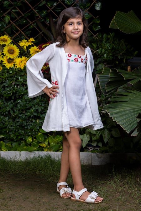 LittleCheer Embroidered Dress & Cape Set 