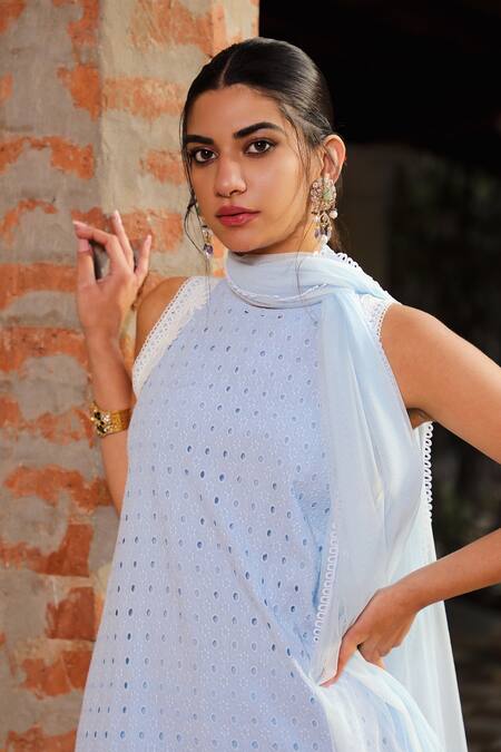 Enaarah_Blue Embroidered Thread Work Round Maya Cotton Kurta Set _Online_at_Aza_Fashions