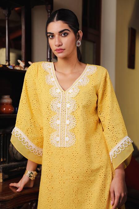 Buy Enaarah Yellow Embroidered Thread Work V Neck Sunflower Kurta Set Online at Aza Fashions Buy_Enaarah_Yellow Embroidered Thread Work V Neck Sunflower Kurta Set _Online_at_Aza_Fashions