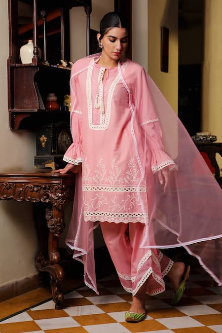 Enaarah Pink Embroidered Thread Work Notched Cherry Cotton Kurta Palazzo Set  