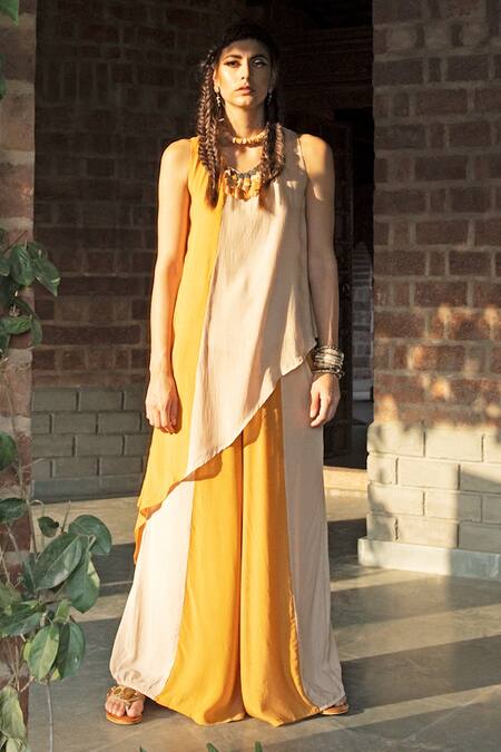 Enech_Yellow Silk Modal Round Colour Block Kurta With Palazzo _Online_at_Aza_Fashions