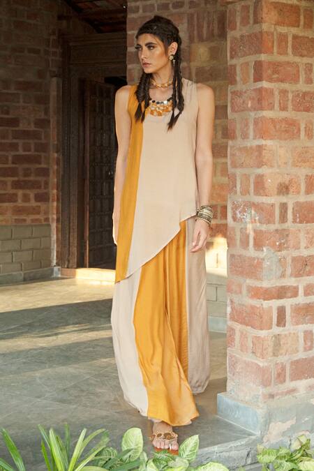 Buy_Enech_Yellow Silk Modal Round Colour Block Kurta With Palazzo _Online_at_Aza_Fashions