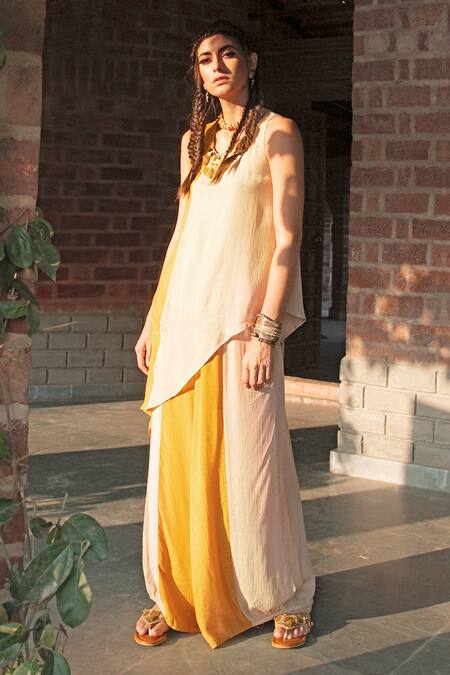 Shop_Enech_Yellow Silk Modal Round Colour Block Kurta With Palazzo _Online_at_Aza_Fashions