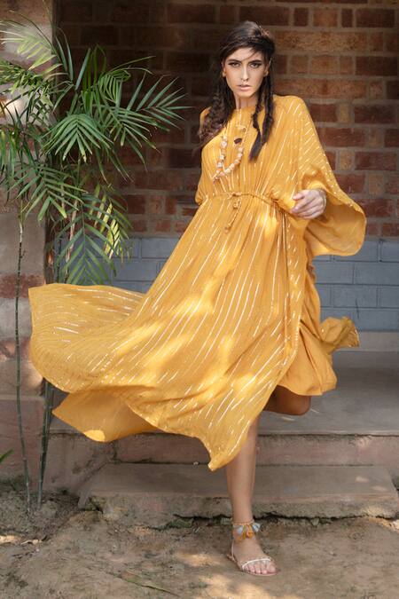 Enech Yellow Shimmer Georgette Round Embellished Kaftan 