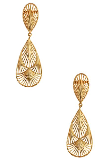 Zariin 22kt Cutout Drop Earrings