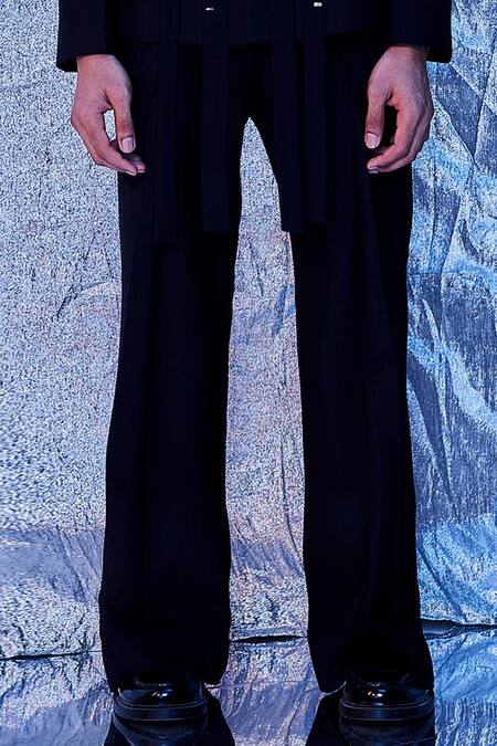 Line Out Line Black Cotton Solid Box-pleated And Wide-legged Pant Online at Aza Fashions Line Out Line_Black Cotton Solid Box-pleated And Wide-legged Pant_Online_at_Aza_Fashions