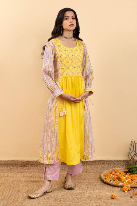 Pita Nila_Yellow Chanderi, Silk Organza Embroidery, Kira Floral Print Gathered Kurta Set _Online_at_Aza_Fashions