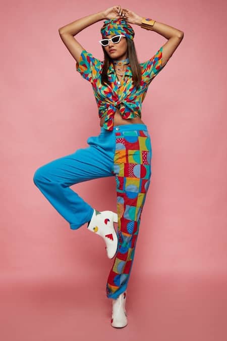 Buy Esha L Amin Blue Rayon Geometric Motifs Half Printed Joggers at Aza Fashions Buy_Esha L Amin_Blue Rayon Geometric Motifs Half Printed Joggers_at_Aza_Fashions