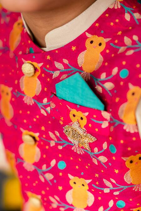 Little Luxury Pink Brocade Embroidery Bundi And Asymmetric Kurta Set at Aza Fashions Little Luxury_Pink Brocade Embroidery Bundi And Asymmetric Kurta Set _at_Aza_Fashions