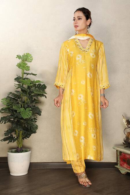 Falguni.Foram Floral & Stripe Print Kurta Set 