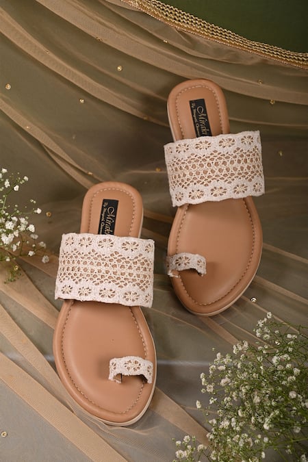 Miraki Embroidered Toe Ring Flats 