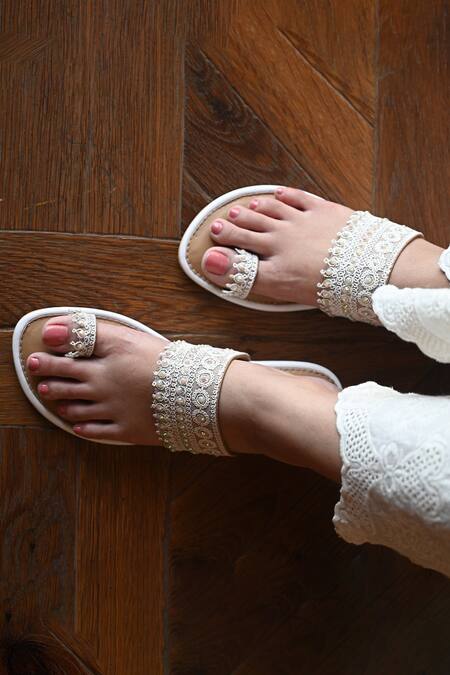 Shop_Miraki_White Embroidered Toe Ring Flats _Online_at_Aza_Fashions