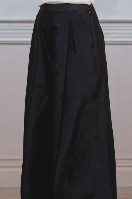 Buy_Tarun Tahiliani_Black Katan Silk Pleated Flared Pants_Online_at_Aza_Fashions