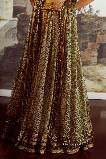 Tarun Tahiliani_Gold Blouse Silk Velvet, Dupatta Sheer Silk, Lehenga Printed Bridal Set_Online_at_Aza_Fashions