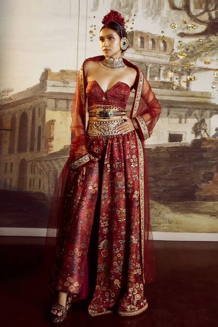 Tarun Tahiliani Printed Skirt & Cape Set 