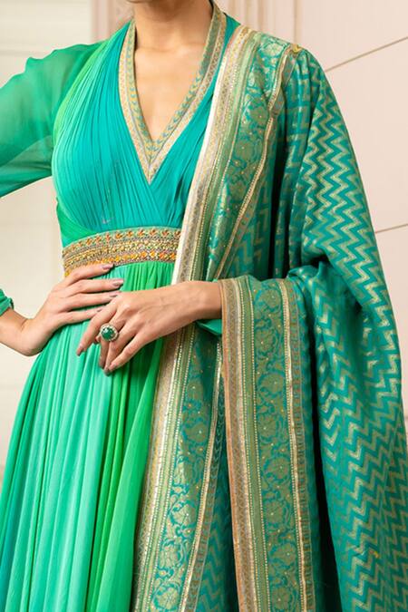 Shop_Tarun Tahiliani_Green Anarkali Dolly Shot Chiffon Embroidered Geometric V Neck Draped Set _Online_at_Aza_Fashions