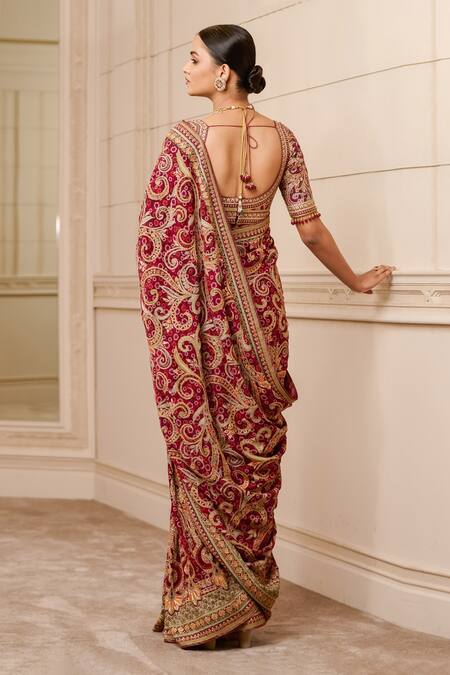 Buy Coordinate Set- Handcrafted Gold Stripe Zari Saree With Maroon Blouse  In Chanderi Handloom (Set Of 2) by Designer VINUSTO for Women online at  Kaarimarket.com