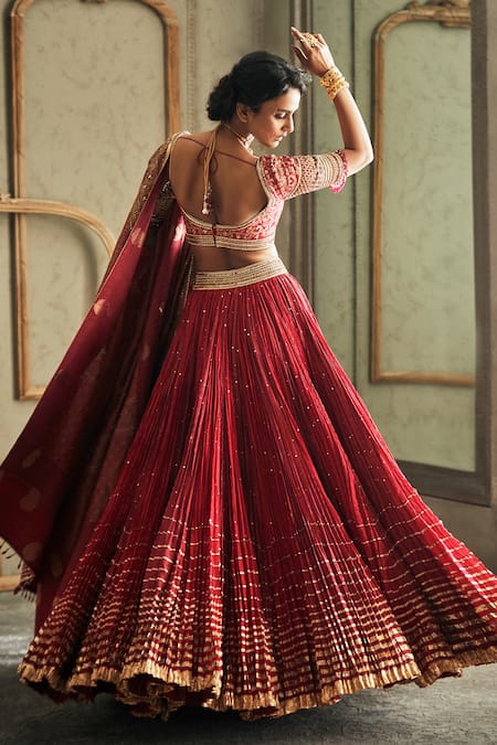 Shop_Tarun Tahiliani_Maroon Chanderi Leaf Neck Crushed Bridal Lehenga Set _at_Aza_Fashions