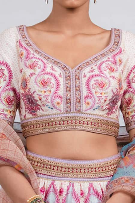 Shop_Tarun Tahiliani_Pink Chanderi V Neck Jamewar Print Lehenga Set_Online_at_Aza_Fashions