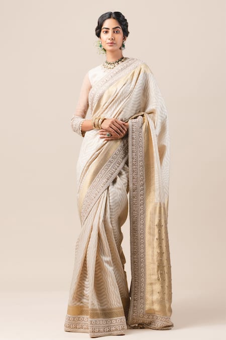 Trendy Plain Munga Silk Saree at Rs.2299/Piece in godda offer by Sakshi  Silk Industry