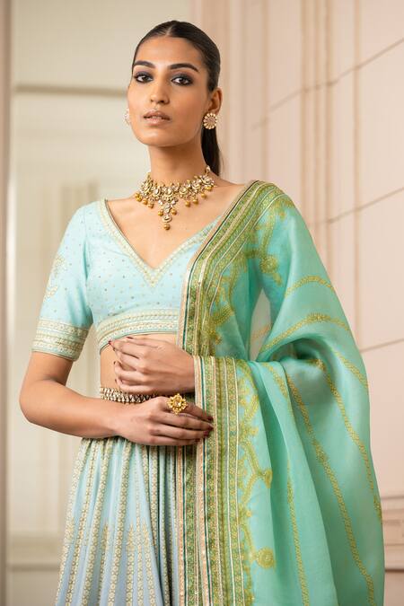 Tarun Tahiliani_Green Dupatta Satin Organza, Lehenga Chanderi Blouse Foil Print Bridal Set_Online_at_Aza_Fashions