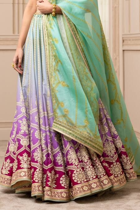 Buy_Tarun Tahiliani_Green Dupatta Satin Organza, Lehenga Chanderi Blouse Foil Print Bridal Set_Online_at_Aza_Fashions