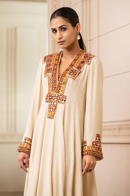 Tarun Tahiliani_White Kurta Mashru Silk Mirror, Thread Work V Neck Flared Set _Online_at_Aza_Fashions