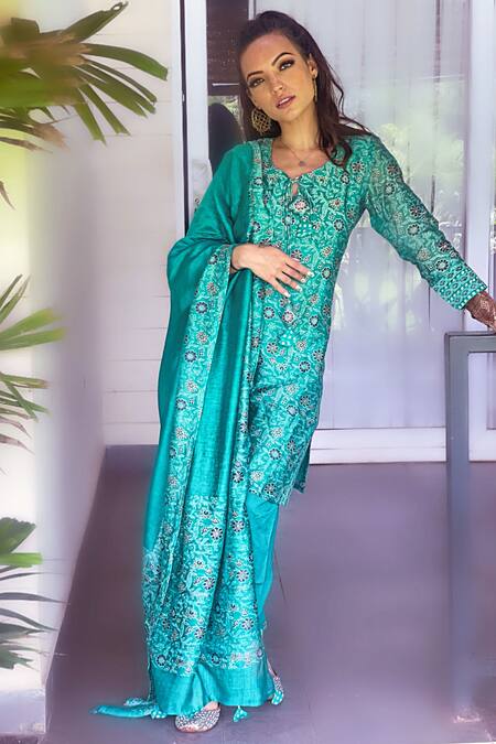 Shrutkirti_Green Chanderi Printed Floral Tie Straight Short Kurta Set _Online_at_Aza_Fashions