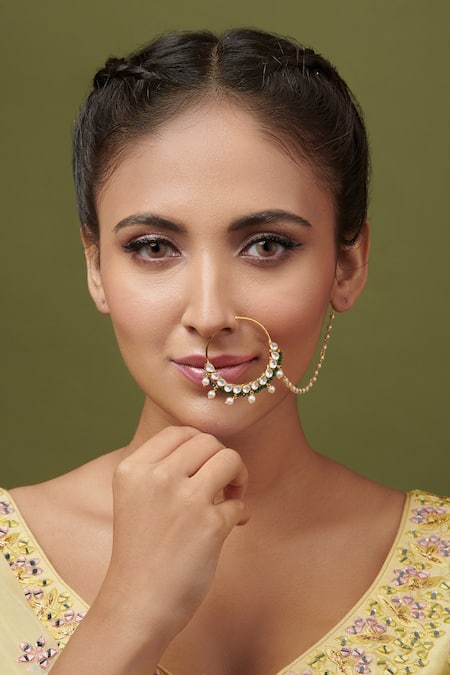 Alia Bhatt wears kohl, nose ring for Rocky Aur Rani Ki Prem Kahani Kashmir  shoot | Bollywood - Hindustan Times