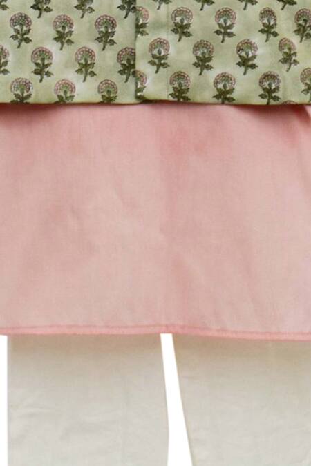 Fayon Kids_Green Cotton, Silk Floral Printed Bundi And Kurta Set _at_Aza_Fashions