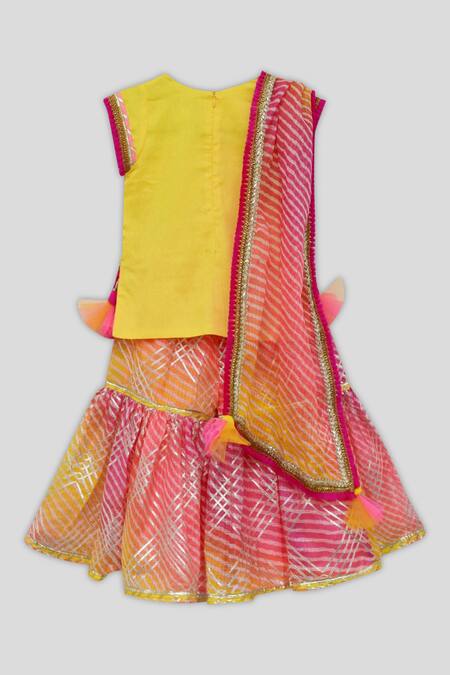 Shop_Fayon Kids_Yellow Cotton, Silk, Kota Doria Embroidery, Patti, Tassels Kurta Set _Online_at_Aza_Fashions