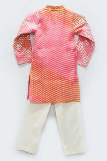 Shop Fayon Kids Pink , Satin Embroidery Gota Patti Trim Kurta Set at Aza Fashions Shop_Fayon Kids_Pink , Satin Embroidery Gota Patti Trim Kurta Set _at_Aza_Fashions