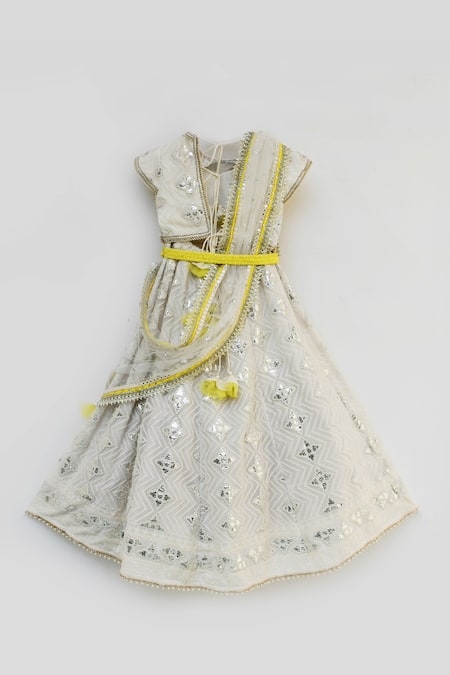 Shop Fayon Kids White Cotton, Net Gota Patti, Mirrors, Tassels Embroidered Lehenga Set at Aza Fashions Shop_Fayon Kids_White Cotton, Net Gota Patti, Mirrors, Tassels Embroidered Lehenga Set _at_Aza_Fashions