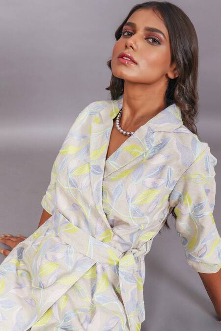 Buy_Couché By Anandini_Beige Lino Bordado (viscose+linen) Floral Embroidered Top And Flared Pant Set _Online_at_Aza_Fashions