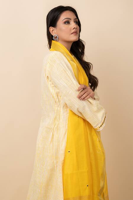 Kalakaari By Sagarika_Yellow Dupatta Chanderi, Kurta And Pant Cotton Striped Notched Set_at_Aza_Fashions