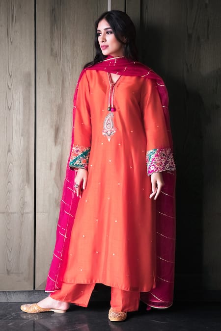 Label Niti Bothra Embroidered Kurta Palazzo Set 
