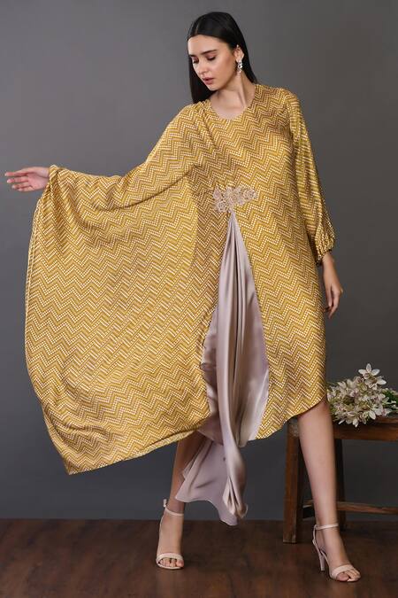 Buy Onaya Green Satin Asymmetric Tunic Online at Aza Fashions Buy_Onaya_Green Satin Asymmetric Tunic_Online_at_Aza_Fashions