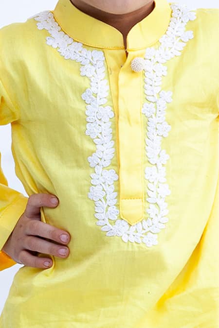 Buy_Fayon Kids_Yellow Cotton, Crepe Embroidery Kurta Set _Online_at_Aza_Fashions