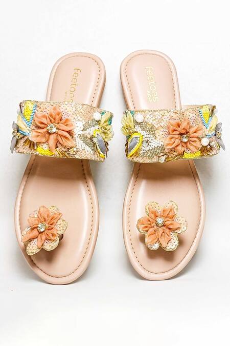 Buy Baby Fashion Hole Pricness Shoes, Baby Girls Floral Leather Anti-slip  Sandals Child Girls Casual Party Dress Flat Casual Shoes Low Heels Solid  Color Walking Shoes School Sneaker Shoes (UK 5.5, White)