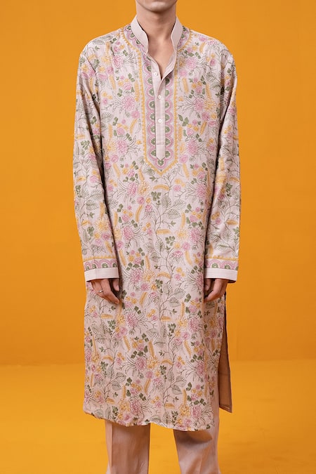 Wabi Sabi By Anshum-Ritesh Off White Chanderi Embroidery Floral Fantasy Kurta Set at Aza Fashions Wabi Sabi By Anshum-Ritesh_Off White Chanderi Embroidery Floral Fantasy Kurta Set _at_Aza_Fashions