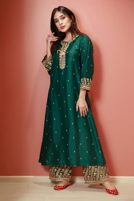 Label Niti Bothra Green Cupro Dupion Notched Embellished Kurta And Palazzo Set Online at Aza Fashions Label Niti Bothra_Green Cupro Dupion Notched Embellished Kurta And Palazzo Set _Online_at_Aza_Fashions