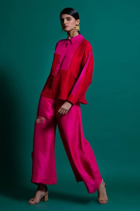 Febo6 Red 100% Silk Shirt Collar Color Block Online at Aza Fashions Febo6_Red 100% Silk Shirt Collar Color Block _Online_at_Aza_Fashions