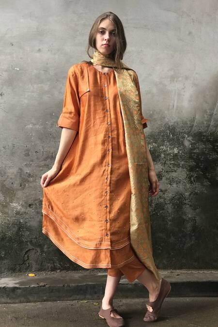 Buy_I Am Design_Orange Silk, Satin Linen Round Embellished Kurta And Pant Set _Online_at_Aza_Fashions