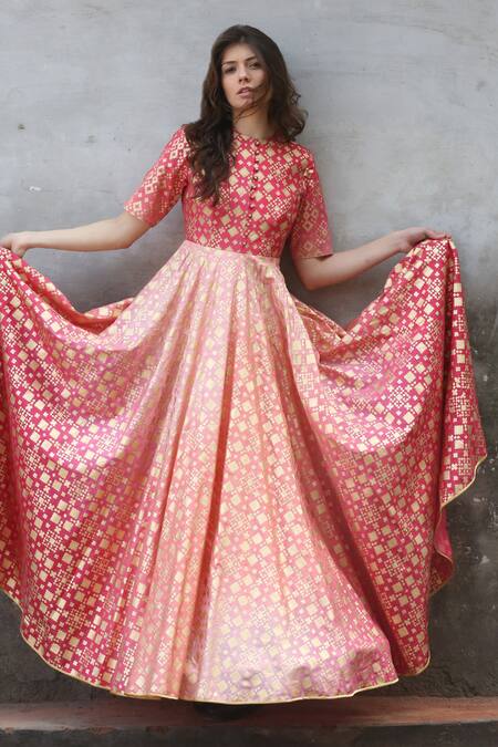 I Am Design_Pink Ikat Round Ombre Print Gown _Online_at_Aza_Fashions
